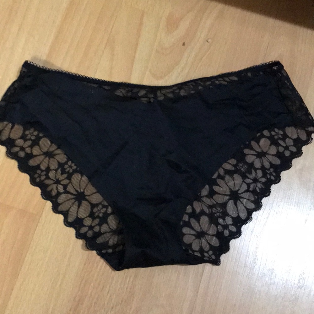 ⭐️- Victoria’s Secret satin lace panties! New⭐️